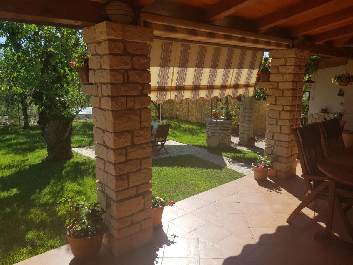 Casa Istria Villa Buje Exterior photo